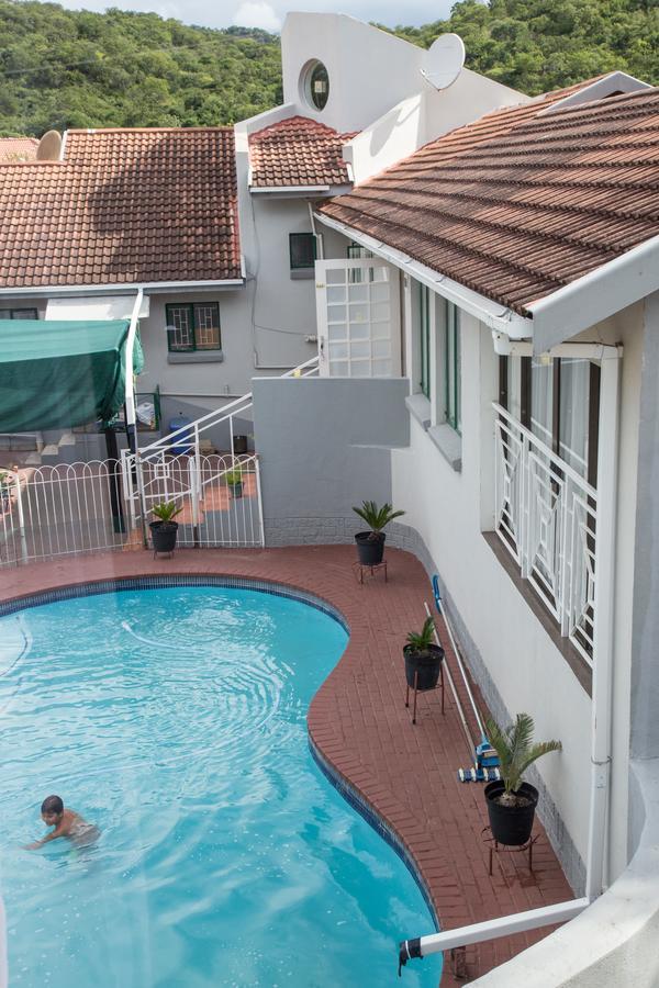29 Polvy Street Otel Mbombela Dış mekan fotoğraf