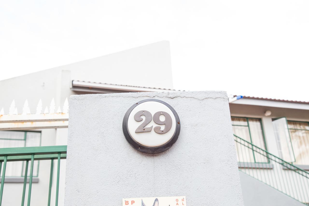 29 Polvy Street Otel Mbombela Dış mekan fotoğraf