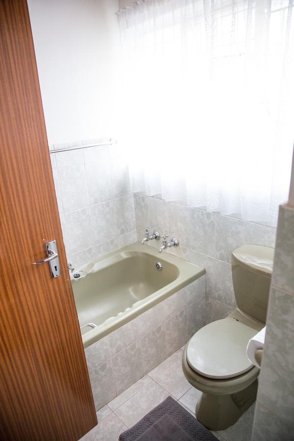 29 Polvy Street Otel Mbombela Dış mekan fotoğraf